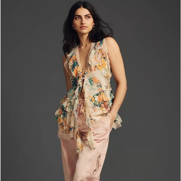 NWT Sleeveless Trailing Ruffle Blouse - Picture 2 of 5